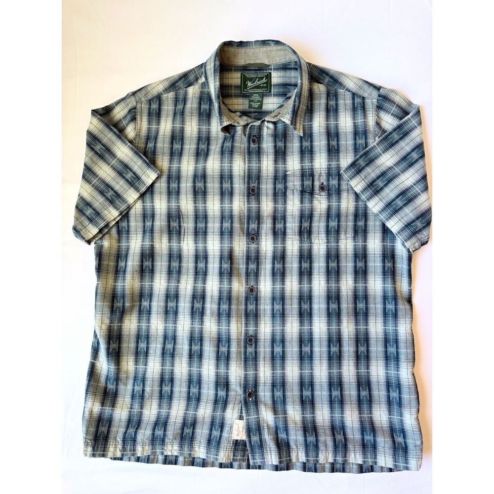 Woolrich Men's L Blue Gray Plaid Short Sleeve Button Up Shirt Outdoor Casual